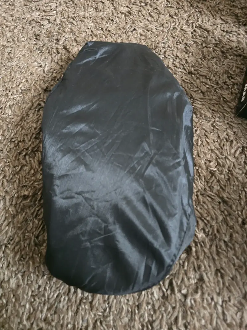 Bolso de moto Givi con funda impermeable - 2