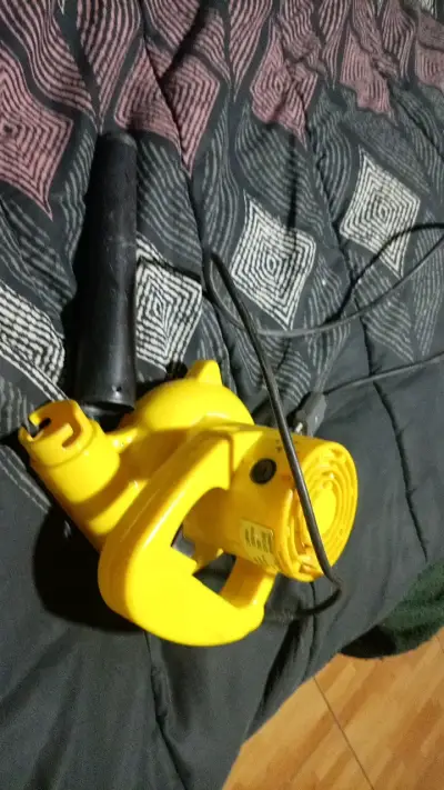Soplador eléctrico amarillo portátil - miniatura 5