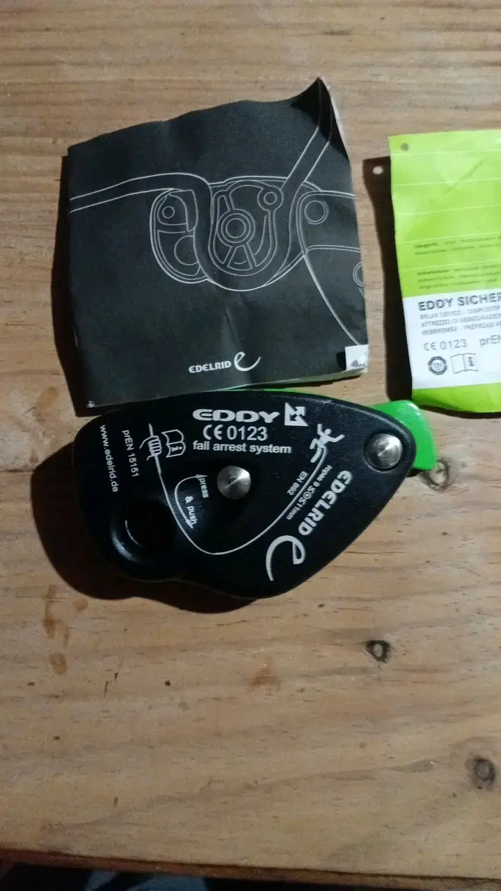 Dispositivo de seguridad Edelrid Eddy para escalada - 3