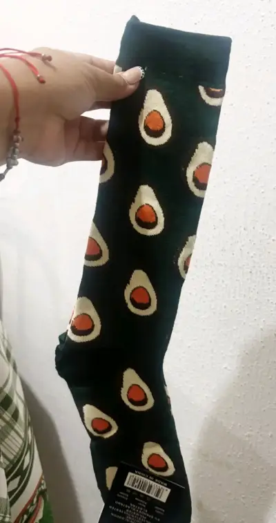 Pantalones acampanados negros para mujer - miniatura 4