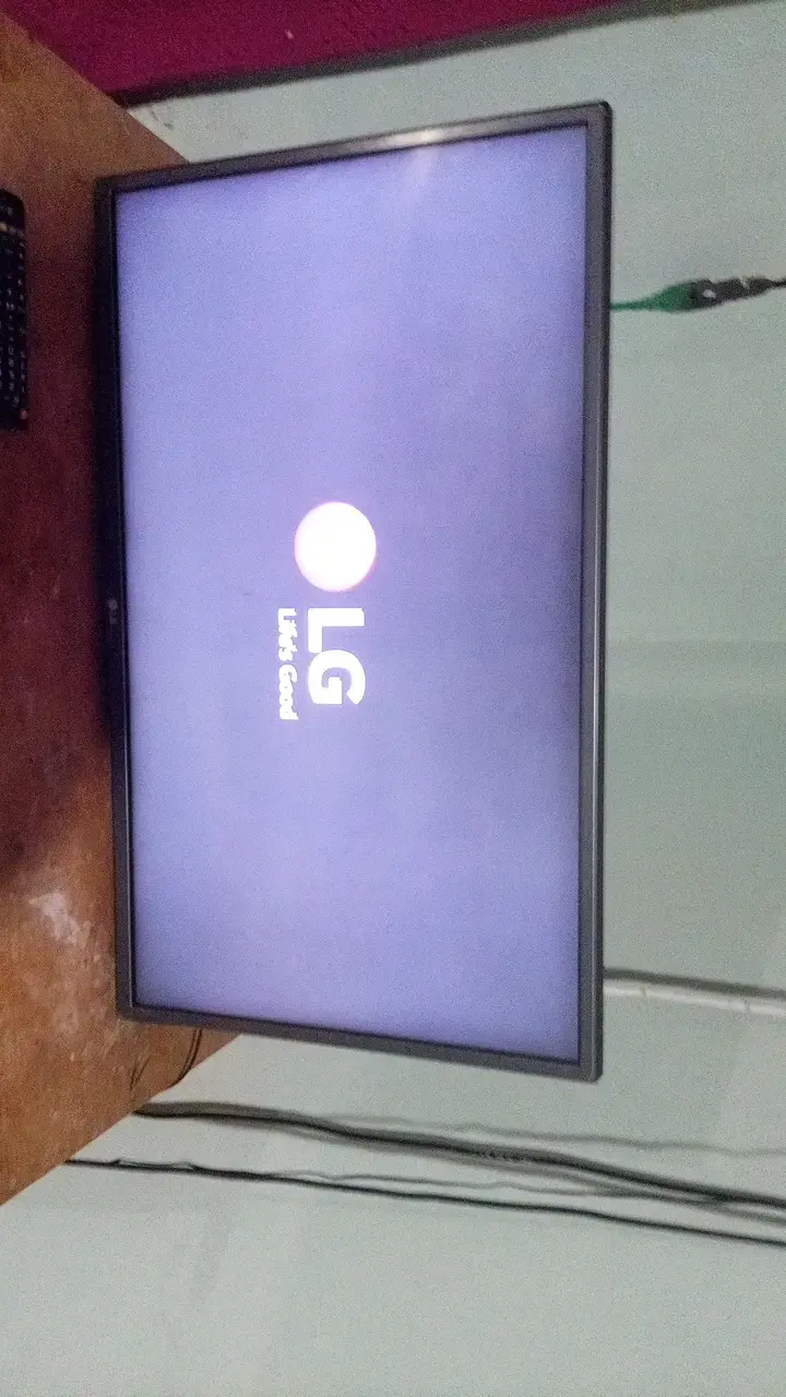 Televisor LG 32 pulgadas HD - 1