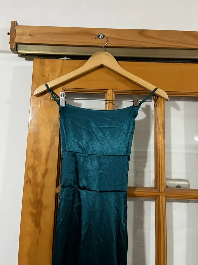 Vestido largo verde esmeralda elegante - 1