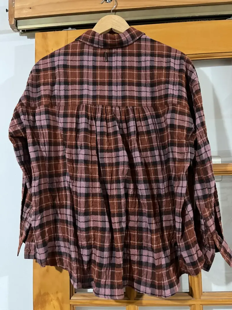 Camisa de franela a cuadros marrón y rosa para mujer - 2