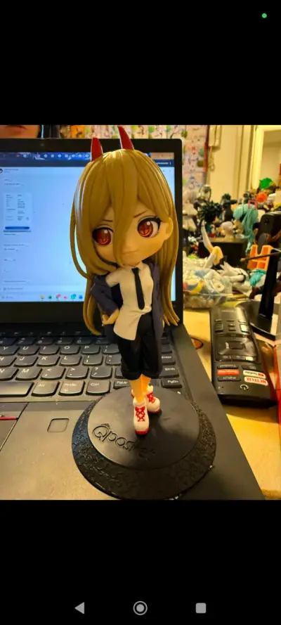 Figura Powder de personaje anime con base - miniatura 1