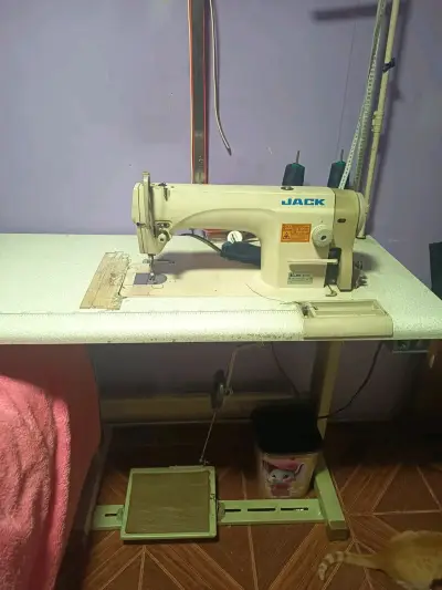 Máquina de Coser Industrial Jack JKC-8720H - miniatura 2