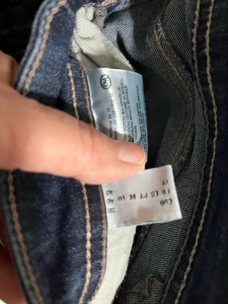 Jeans azul oscuro corte clásico para mujer - 3