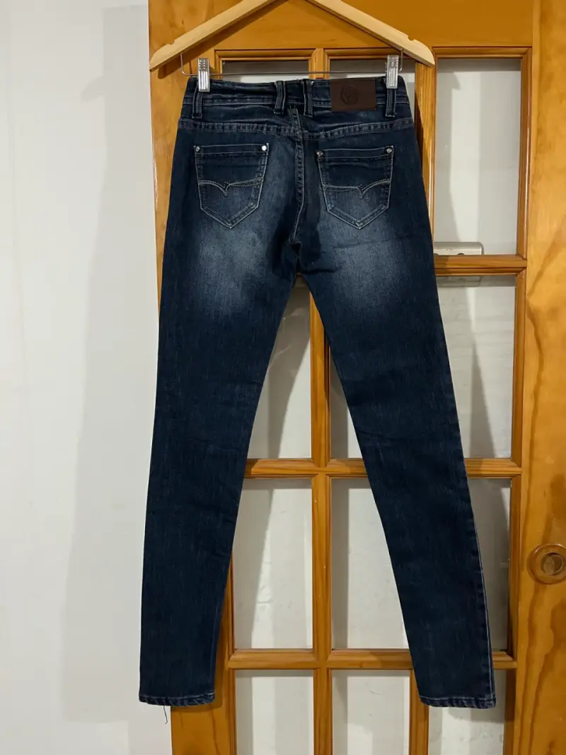 Jeans ajustados azul oscuro G&G para mujer - 2