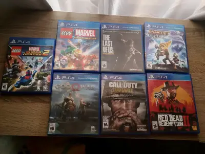 Consola PlayStation 4 con dos controles y juegos - miniatura 2