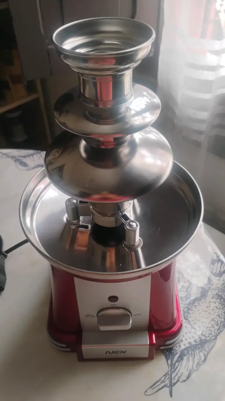 Fuente de Chocolate NEX Roja con Control de Calor