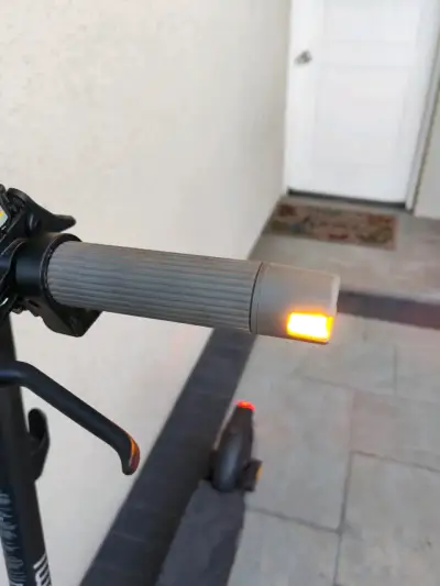 Scooter Xiaomi Electric Scooter 5 - miniatura 4