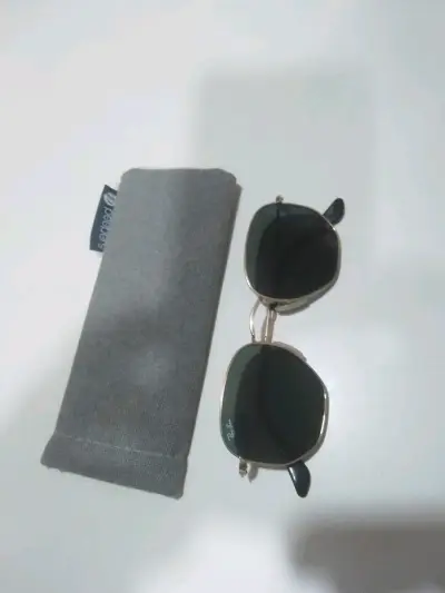 Gafas de Sol Ray-Ban Hexagonales con Estuche - miniatura 2