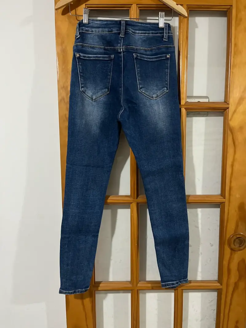 Jeans ajustados azul oscuro para mujer - 2