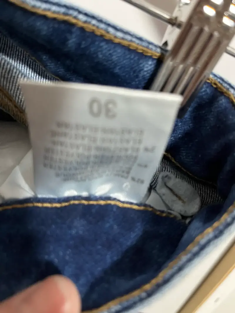 Jeans ajustados azul oscuro para mujer - 3