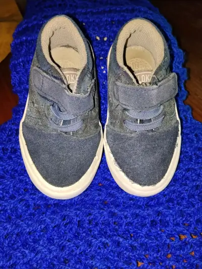 Zapatillas de niño azul con velcro - miniatura 1