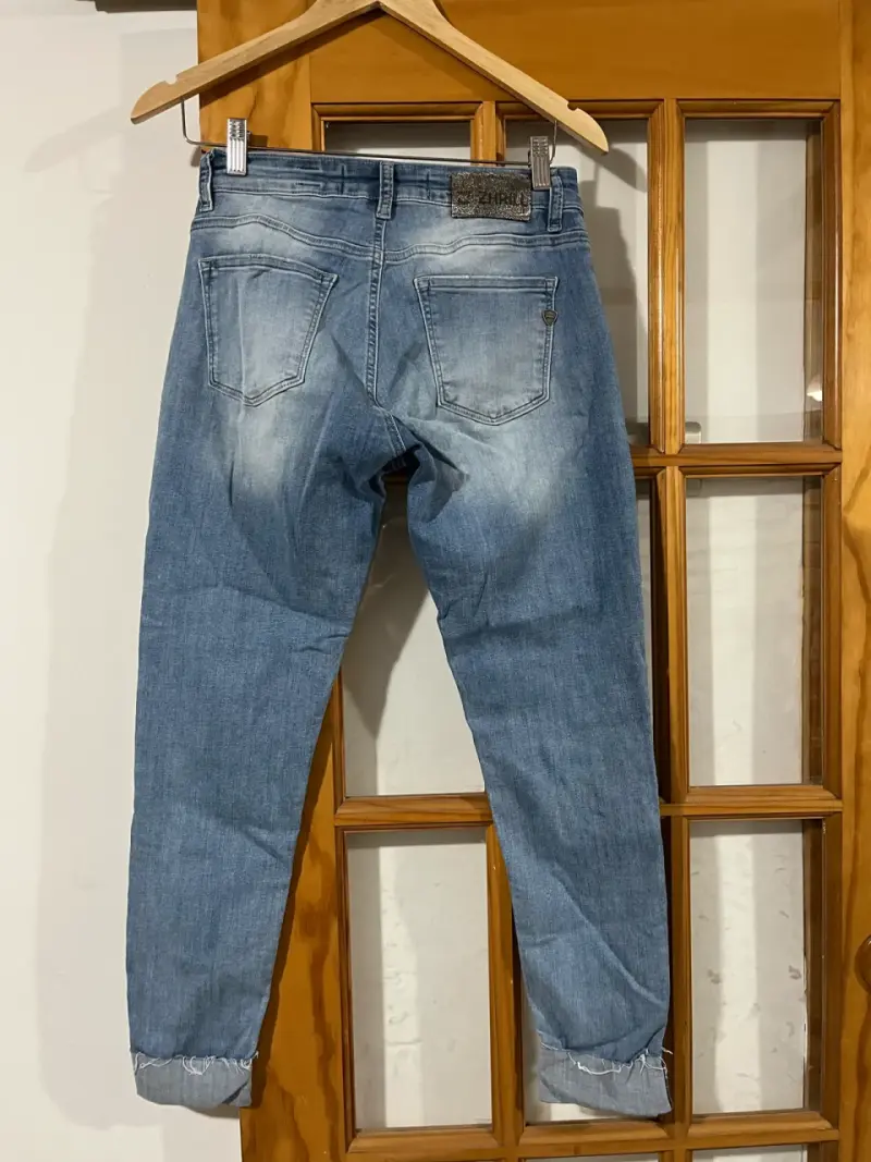 Jeans Zhrill azul desgastado para mujer - 2