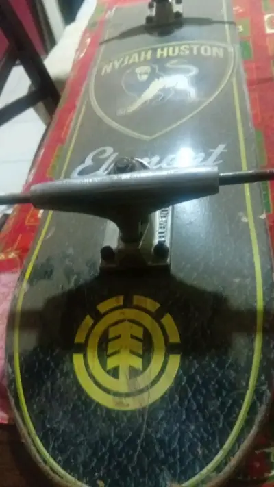 Skateboard Nyjah Huston Element usado - miniatura 3