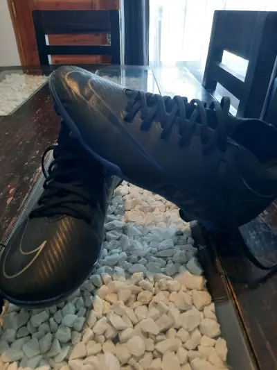 Zapatillas de fútbol Nike Mercurial negras - miniatura 1