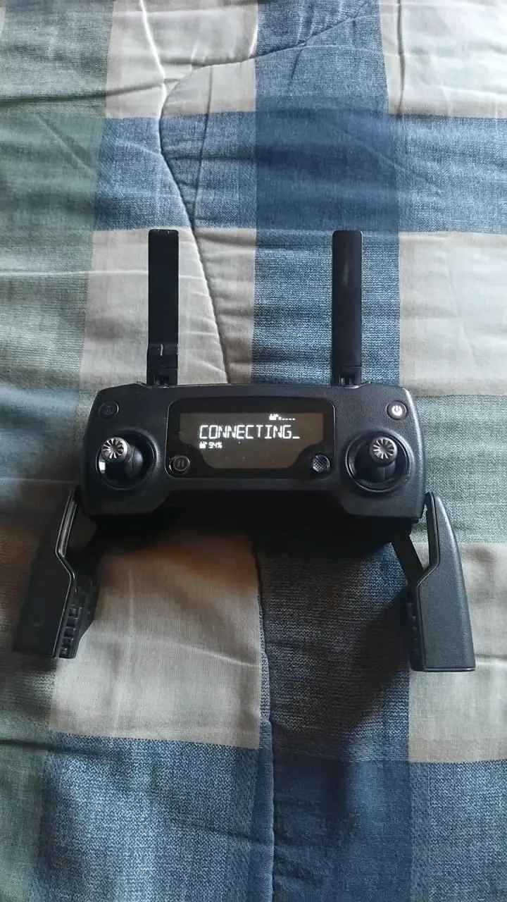 Drone DJI Mavic Pro con Control Remoto - 4