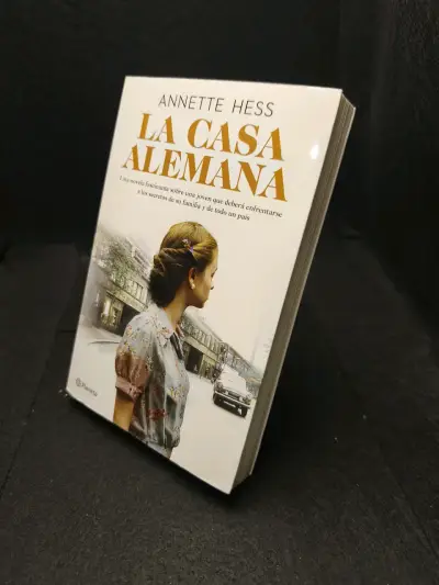 Libro 'La Casa Alemana' de Annette Hess - miniatura 3