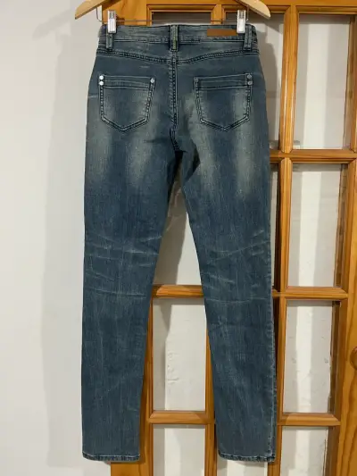 Jeans LeMonada para mujer con cierre decorativo - miniatura 2