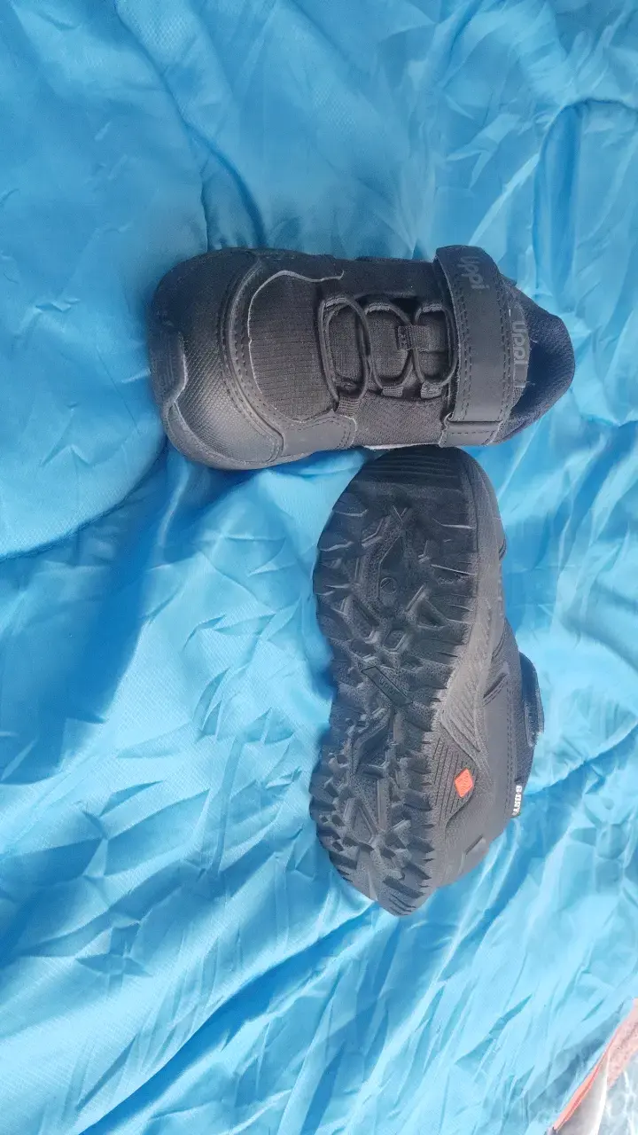 Zapatillas negras para niños lippi talla 26 - 2