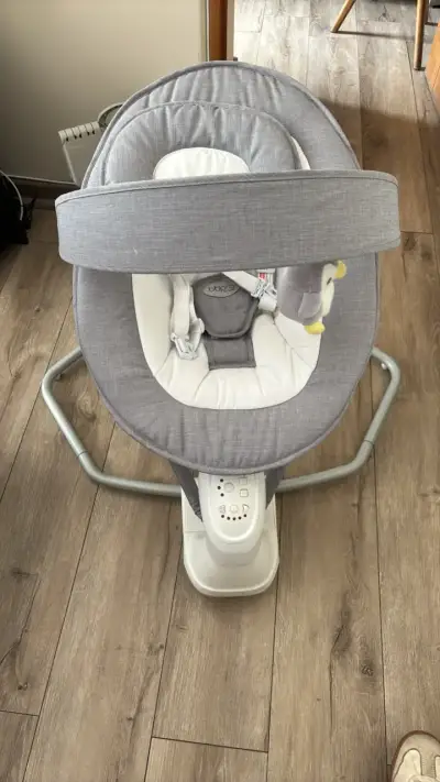 Columpio para bebé BBpro gris con control - miniatura 1