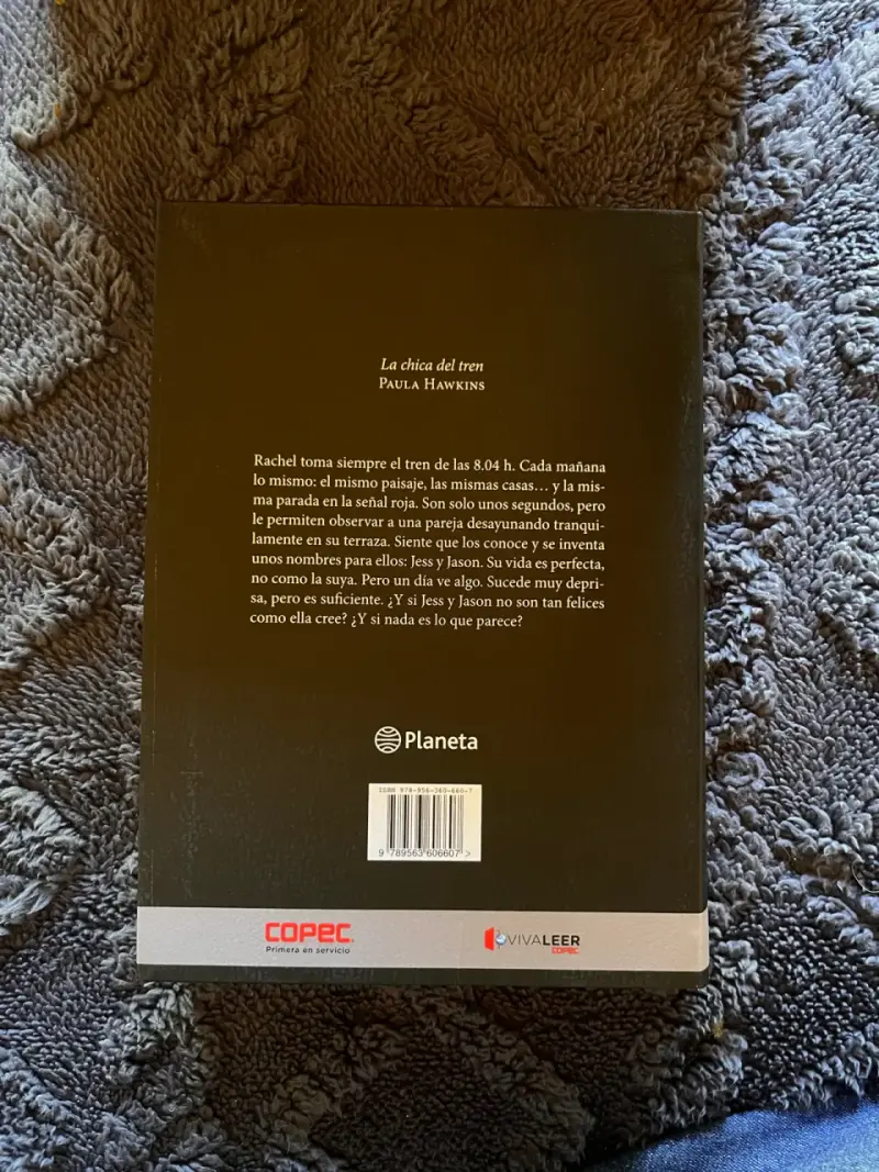 Libro 'La Chica del Tren' de Paula Hawkins - 2
