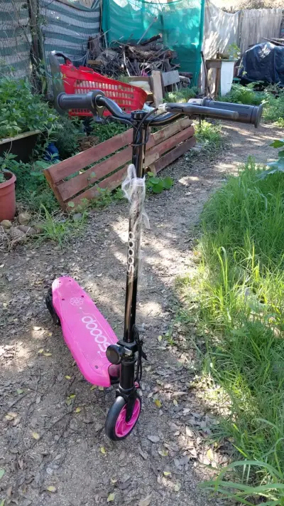 Scooter eléctrico kids marca Scoop - miniatura 1