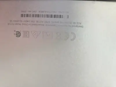iMac Apple con pantalla rota para repuestos - miniatura 3