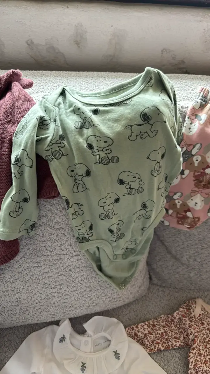 Conjunto de ropa para bebé con diseños variados - 3