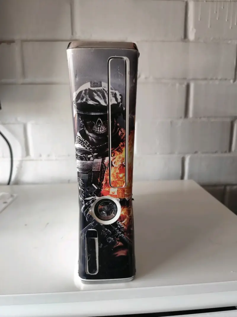 Consola Xbox 360 desbloqueada RGH - 1