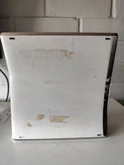 Consola Xbox 360 desbloqueada RGH - miniatura 3