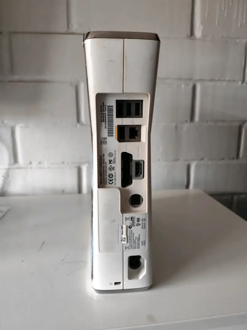Consola Xbox 360 desbloqueada RGH - 4