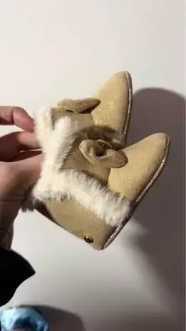 Botines de bebé con forro de lana sintética - miniatura 1