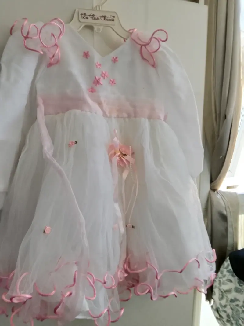 Vestido de niña blanco con detalles rosados - 2
