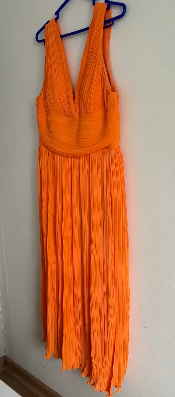 Vestido largo plisado naranja vibrante - 3