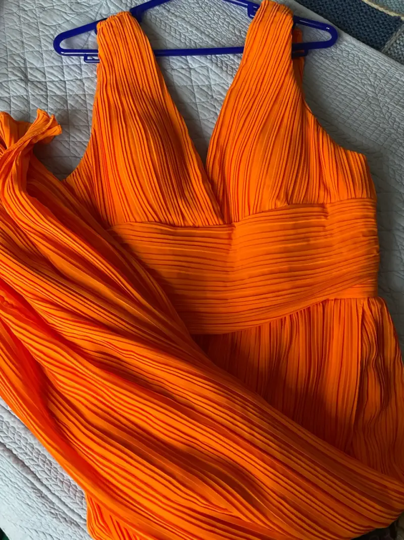 Vestido largo plisado naranja vibrante - 5