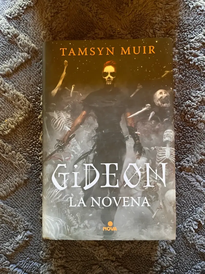 Libro Gideon La Novena de Tamsyn Muir - 1