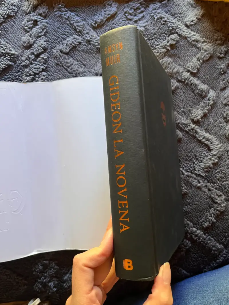 Libro Gideon La Novena de Tamsyn Muir - 4