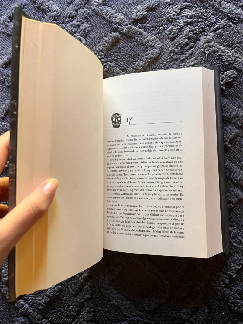 Libro Gideon La Novena de Tamsyn Muir - 5