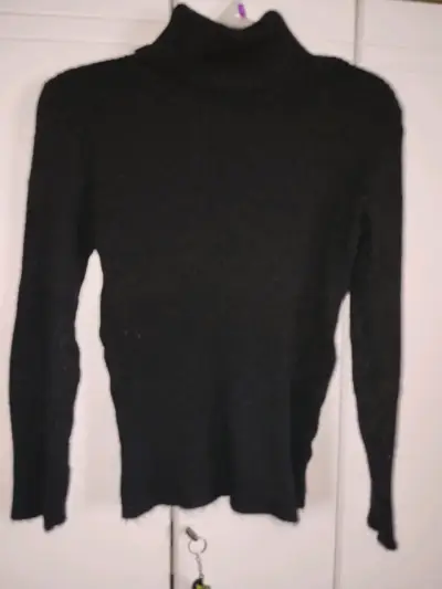 Suéter de cuello alto en negro y beige - miniatura 1