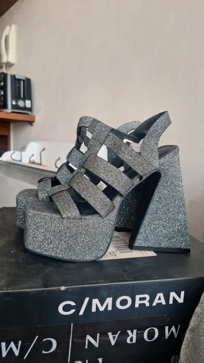 Sandalias brillos - miniatura 1