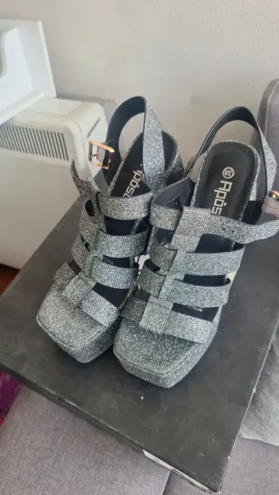 Sandalias brillos - miniatura 4