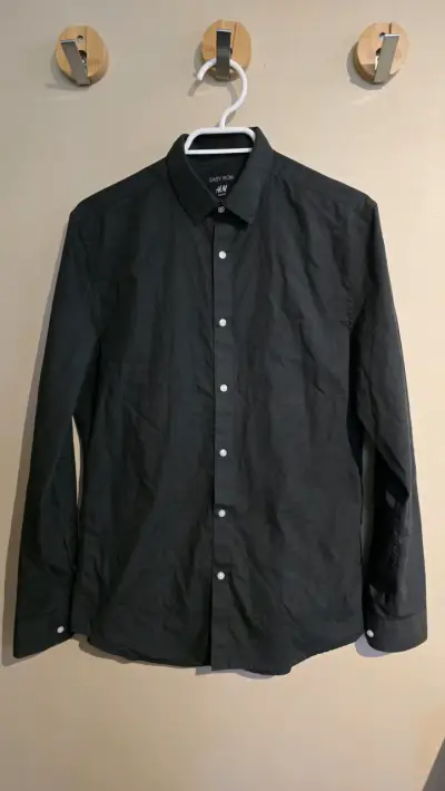 Camisa verde oliva H&M Easy Iron Slim Fit - miniatura 1