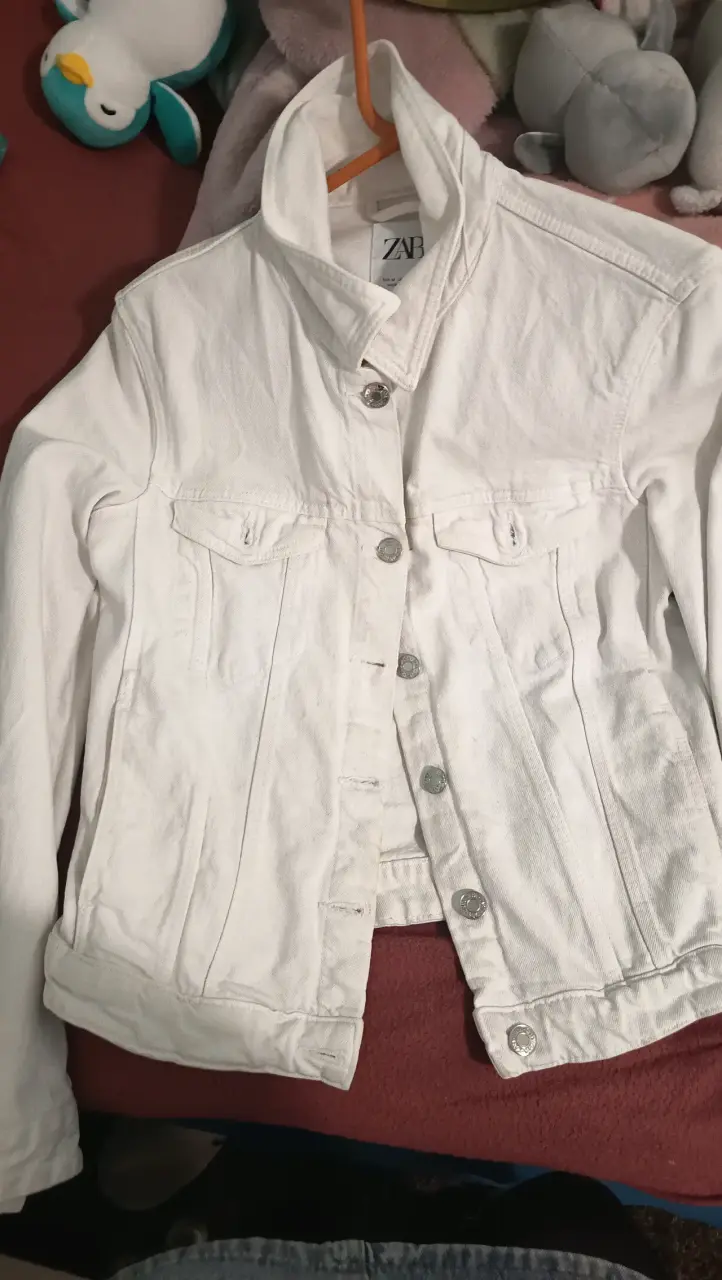 Chaqueta de mezclilla blanca Zara para mujer - 2