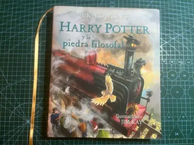 Libro ilustrado Harry Potter y la piedra filosofal - miniatura 1
