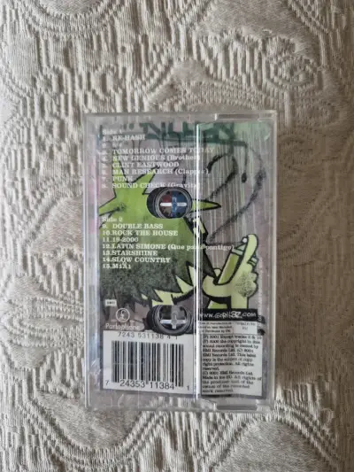 Cassette Gorillaz (2001, Edición Chilena de época) - miniatura 2