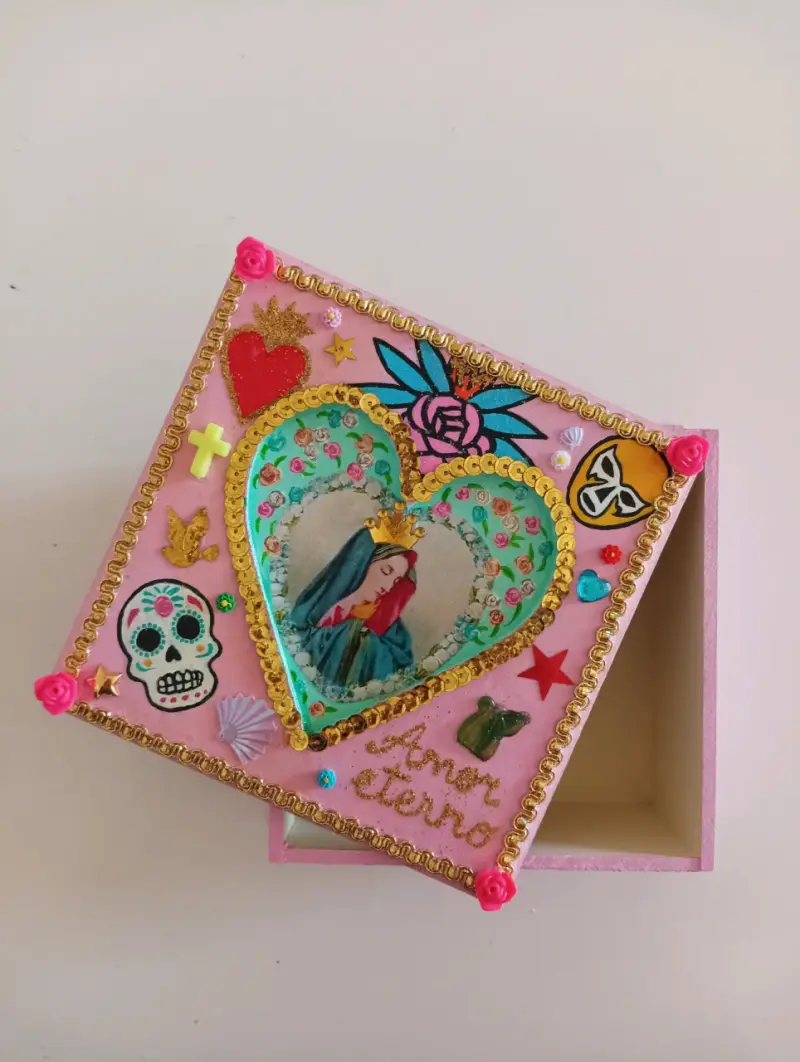 Caja decorativa estilo kitsch mexicana - 1