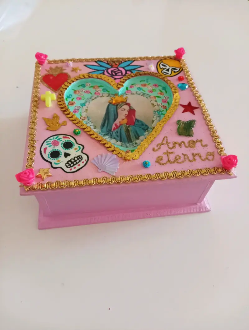 Caja decorativa estilo kitsch mexicana - 2
