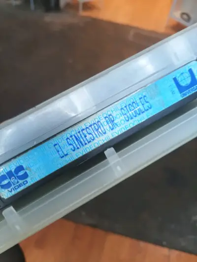 VHS El Siniestro Dr. Giggles - miniatura 3